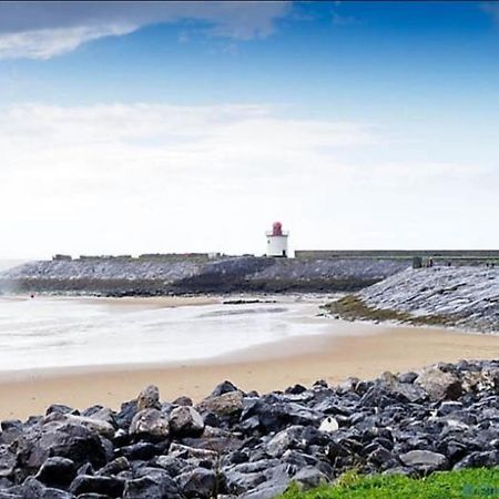 Harbour Loft! Newly Refurbished 3 Bed Flat! Apartment Burry Port Luaran gambar